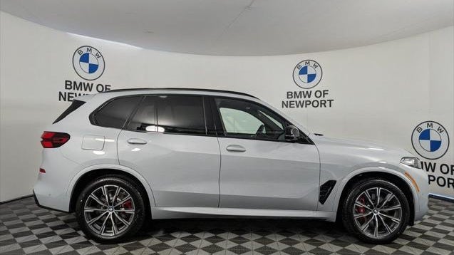 2026 BMW X5 M60i