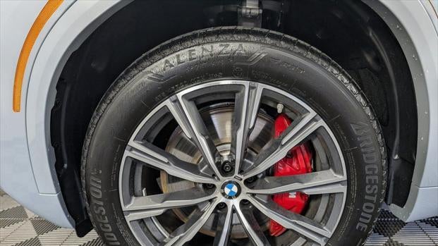 2026 BMW X5 M60i