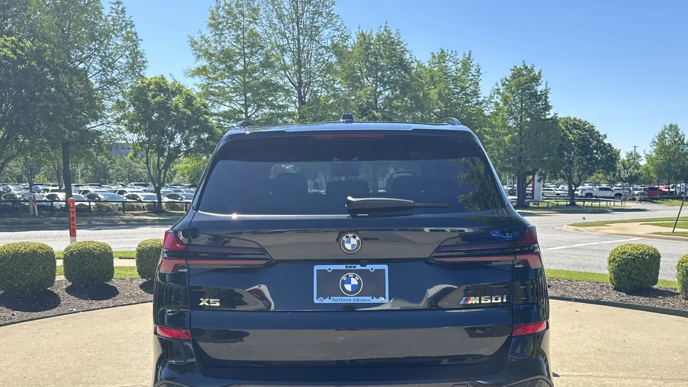 2026 BMW X5 M60i
