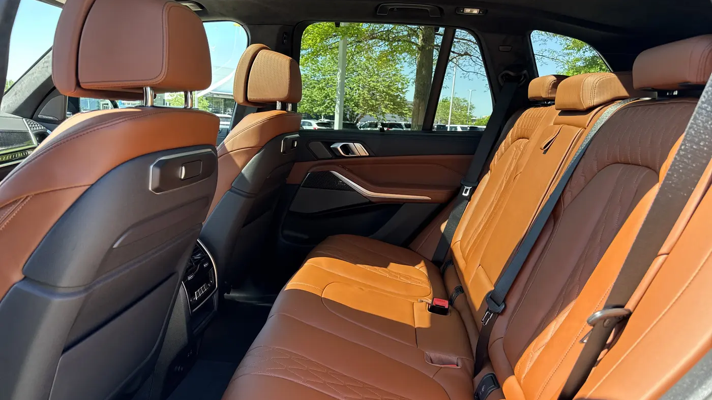 2026 BMW X5 M60i