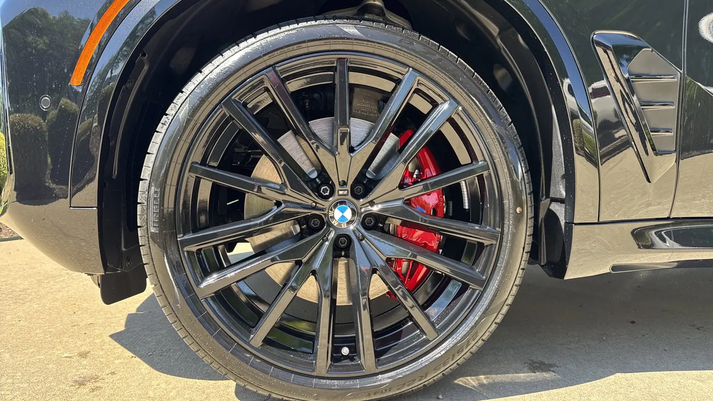 2026 BMW X5 M60i