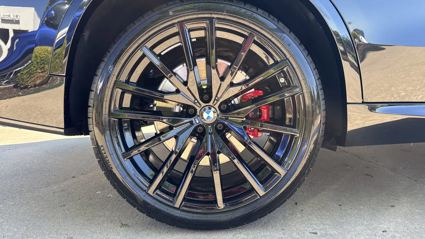 2026 BMW X5 M60i