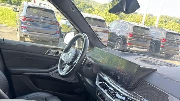 2024 BMW X5 M60i