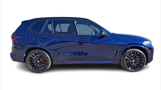 2025 BMW X5 M60i