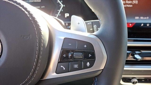 2025 BMW X5 M60i