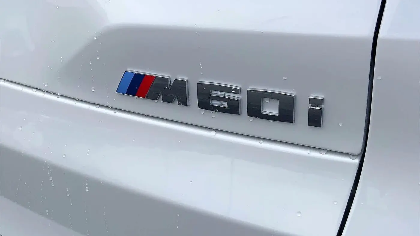 2026 BMW X5 M60i