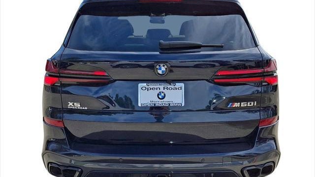 2024 BMW X5 M60i
