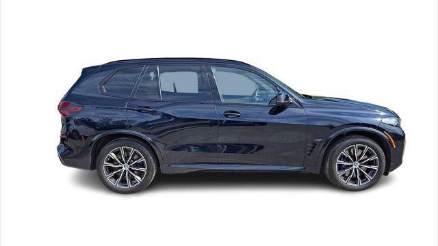 2024 BMW X5 M60i