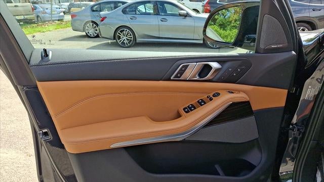 2024 BMW X5 M60i