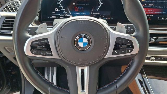 2024 BMW X5 M60i