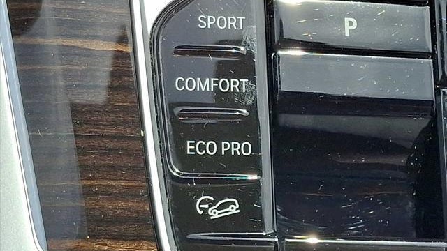 2024 BMW X5 M60i