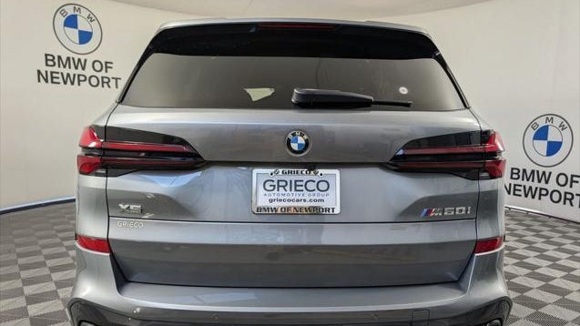 2026 BMW X5 M60i