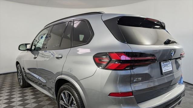 2026 BMW X5 M60i