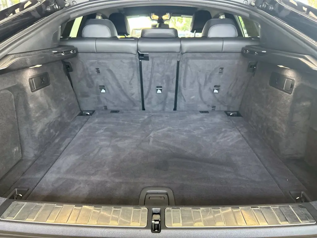 2026 BMW X6 - $69,788