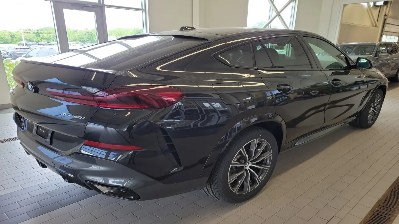 2027 BMW X6 xDrive40i
