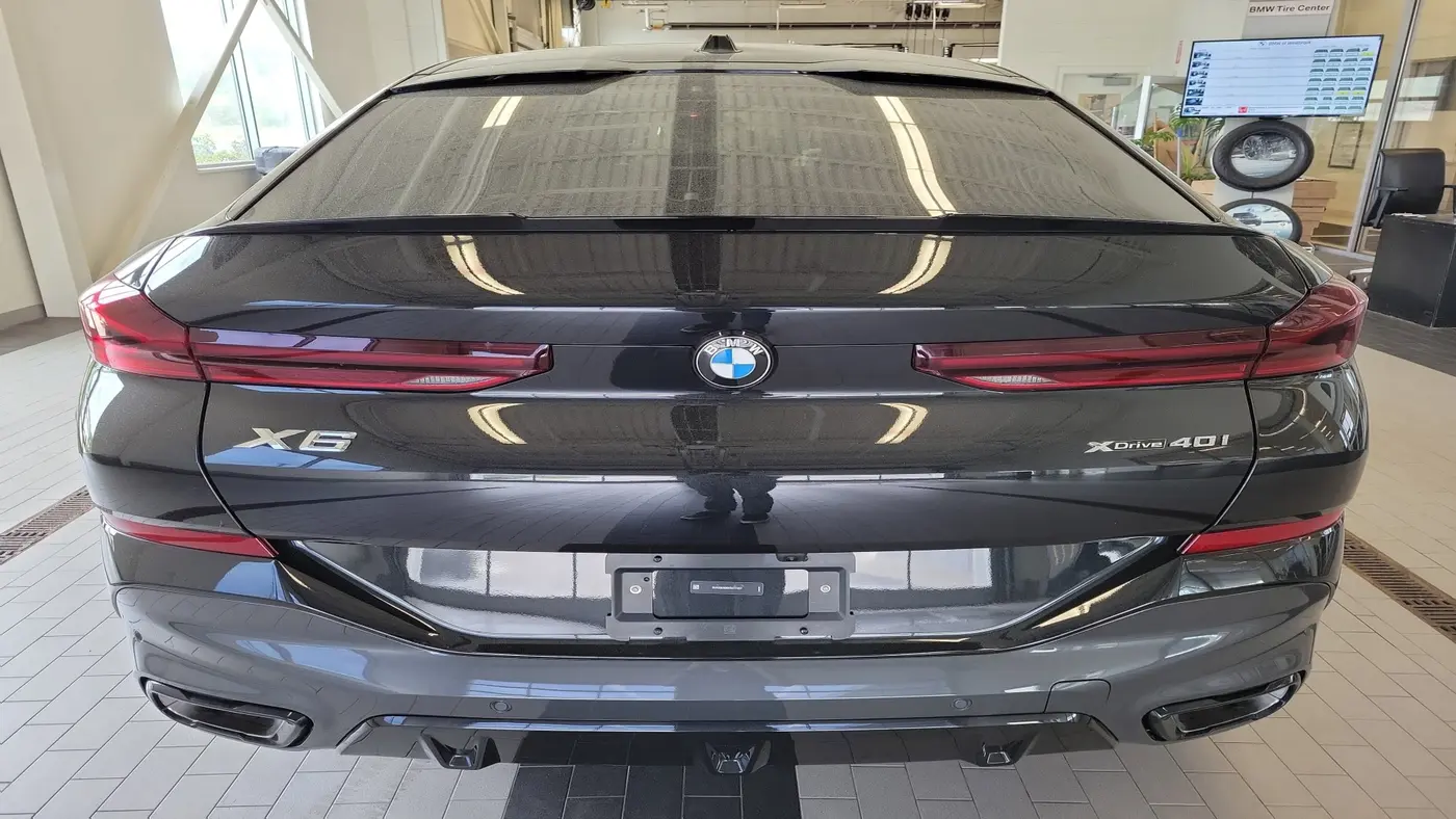 2027 BMW X6 xDrive40i