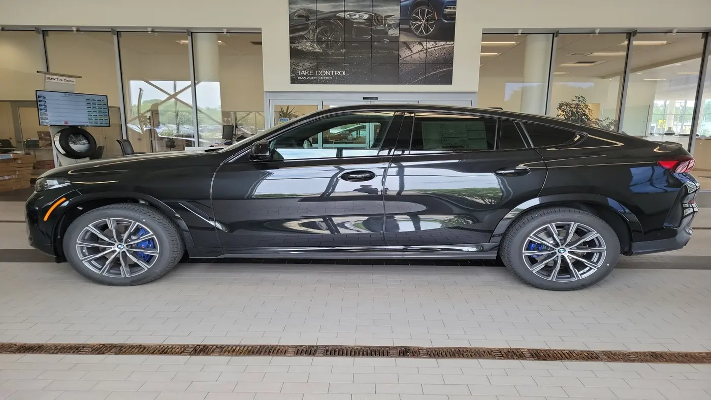 2027 BMW X6 xDrive40i