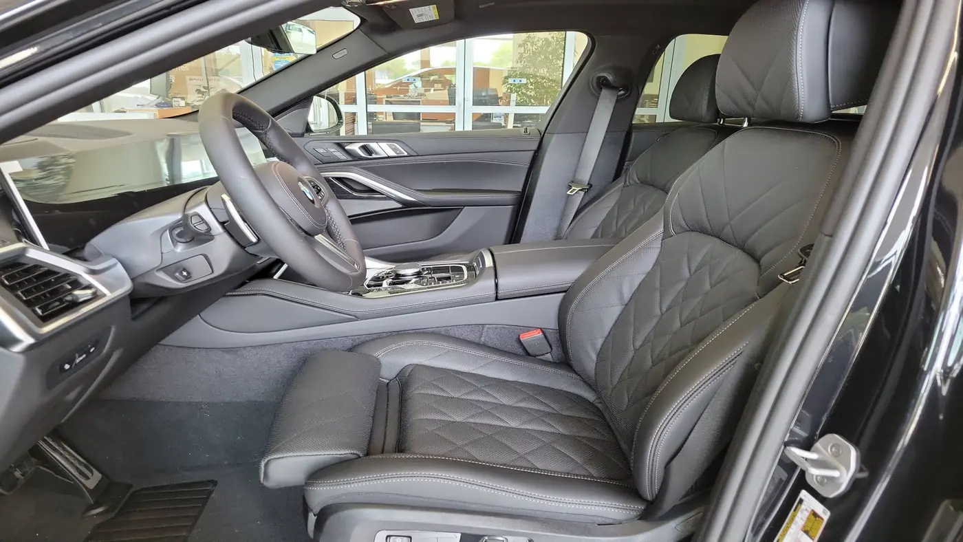 2027 BMW X6 xDrive40i