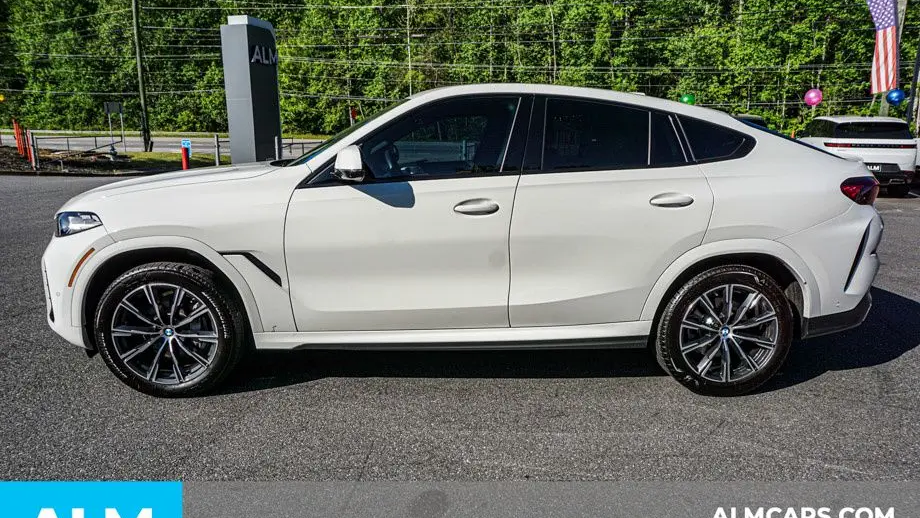 2024 BMW X6 xDrive40i