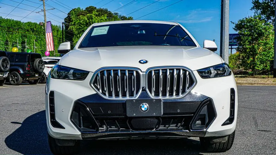 2024 BMW X6 xDrive40i