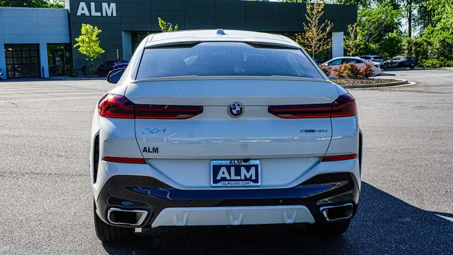 2024 BMW X6 xDrive40i