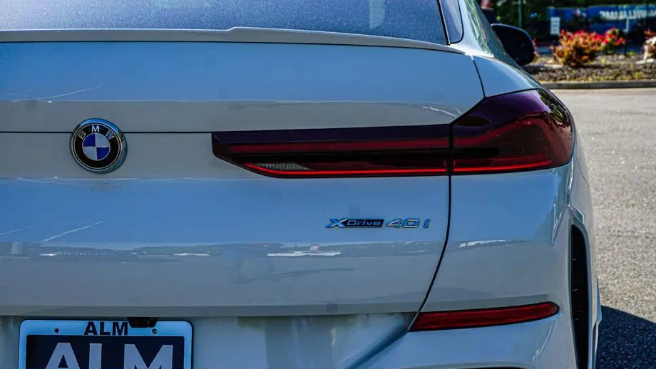 2024 BMW X6 xDrive40i