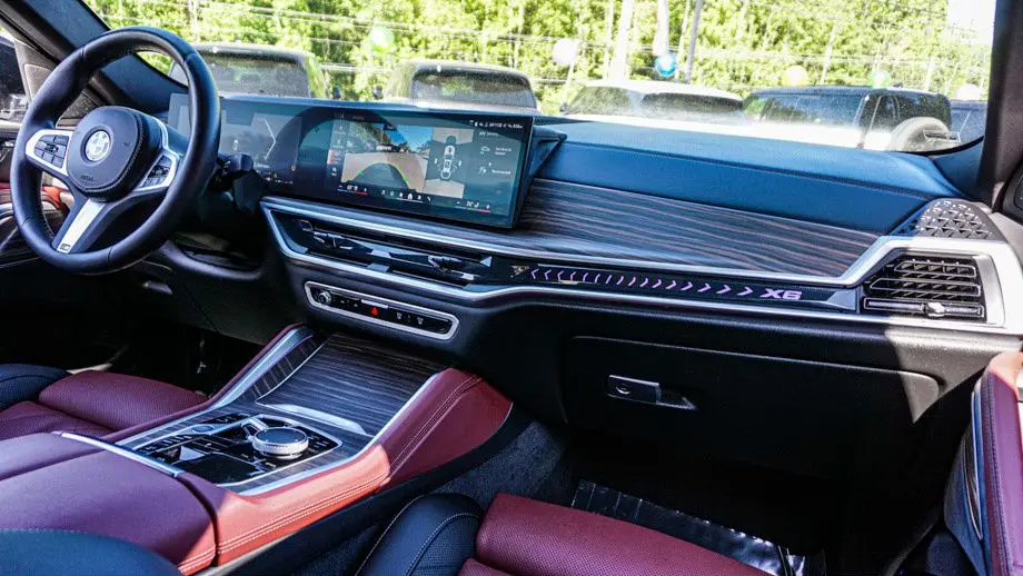 2024 BMW X6 xDrive40i