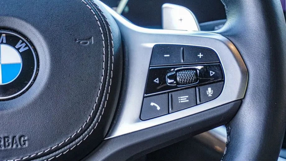 2024 BMW X6 xDrive40i