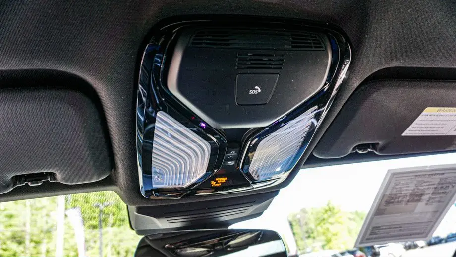 2024 BMW X6 xDrive40i