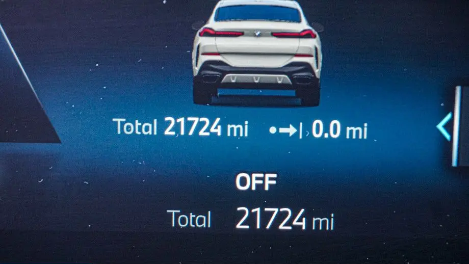 2024 BMW X6 xDrive40i