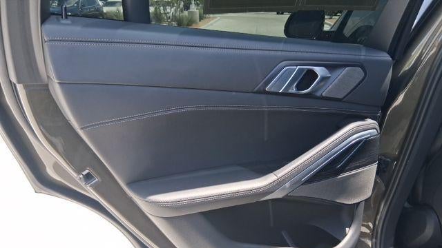 2024 BMW X6 xDrive40i