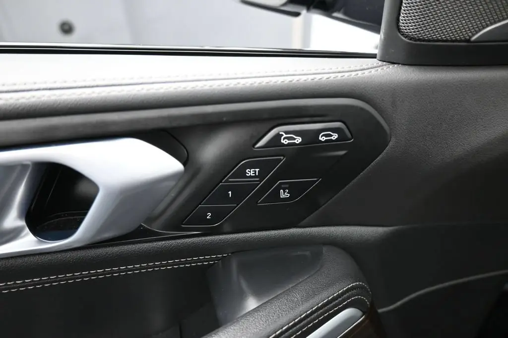 2025 BMW X6 - $49,871