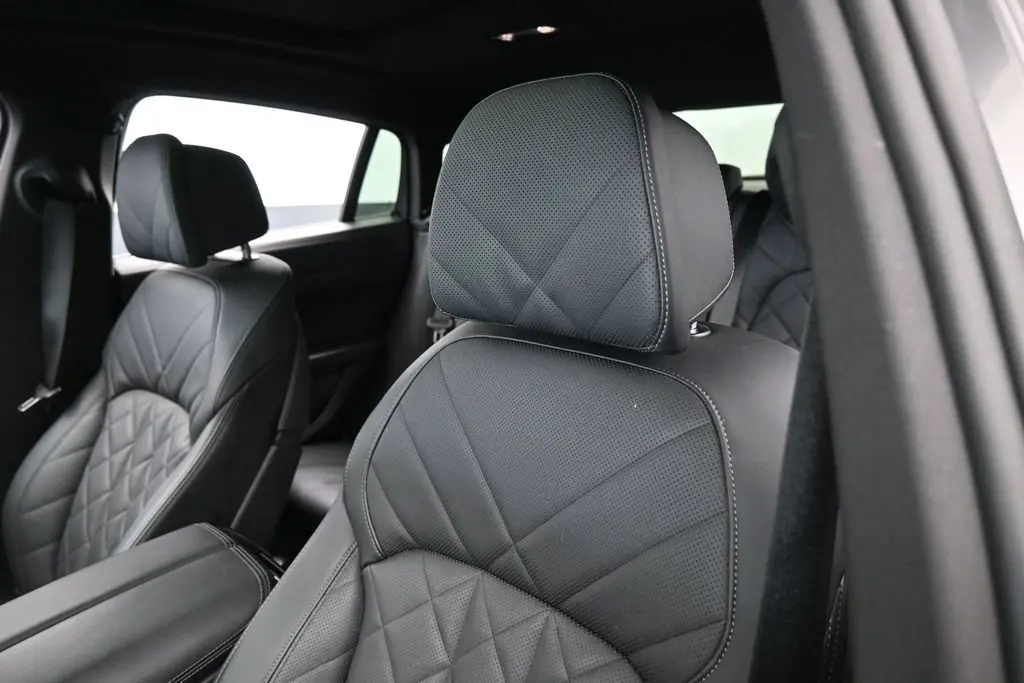 2025 BMW X6 - $49,871