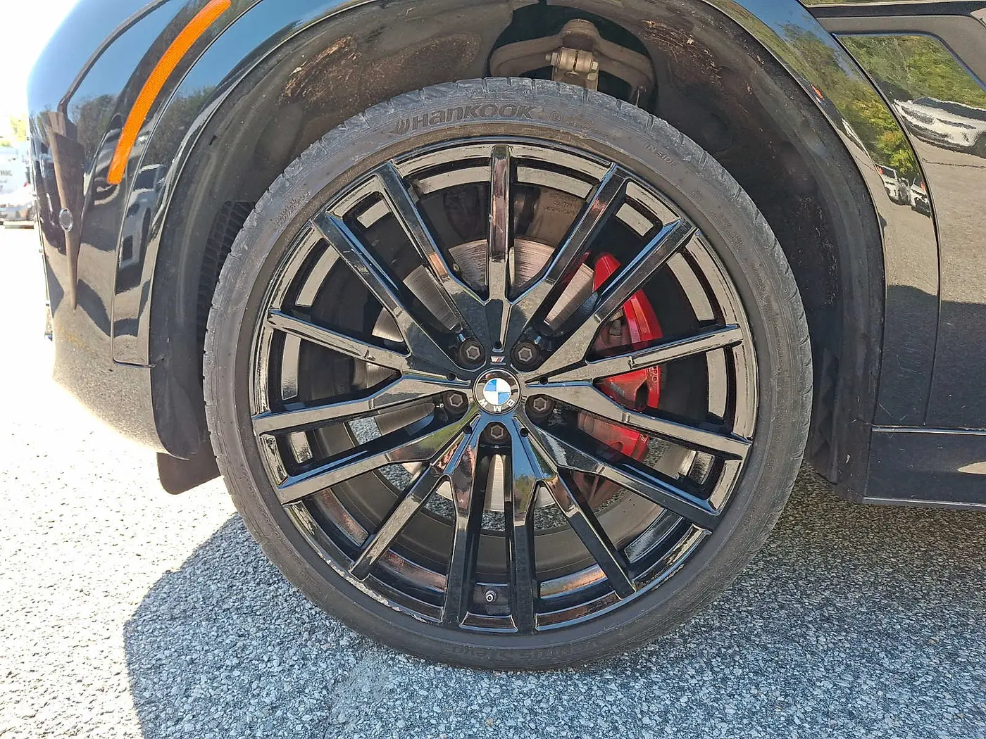 2025 BMW X6 - $60,995