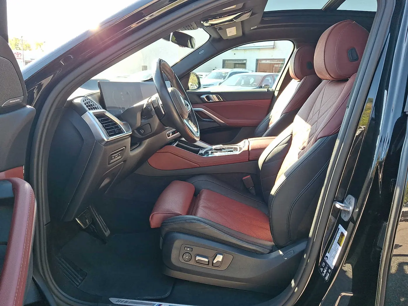 2025 BMW X6 - $60,995