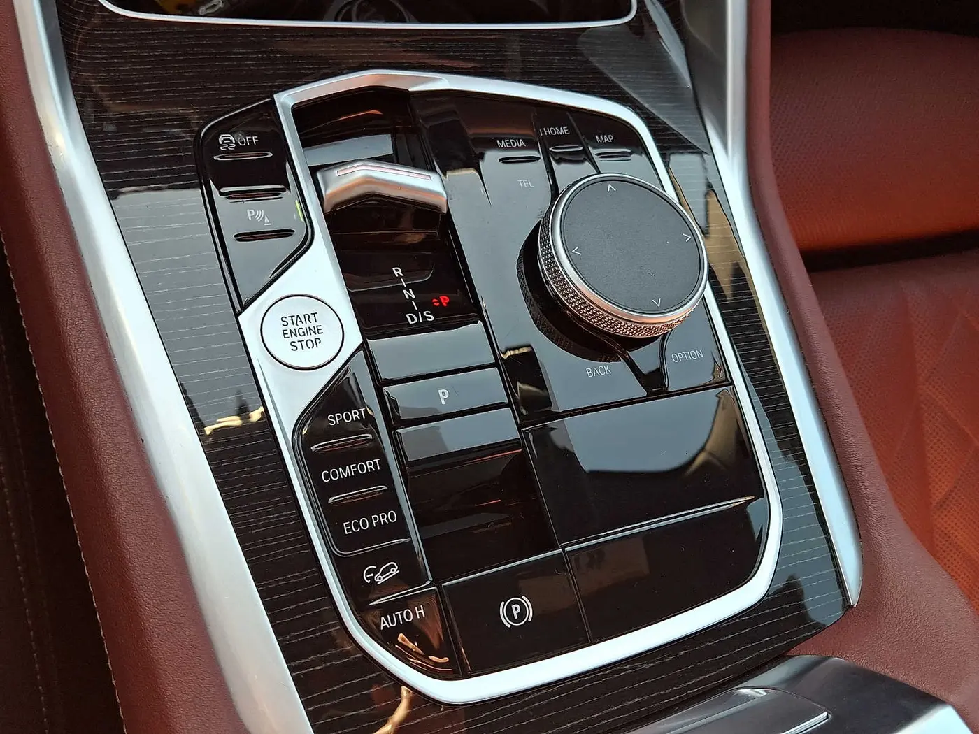 2025 BMW X6 - $60,995