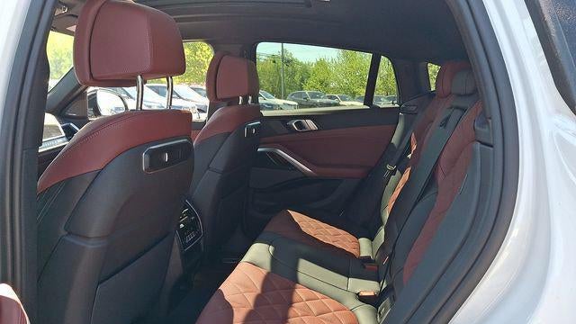2025 BMW X6 xDrive40i