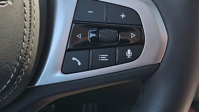 2025 BMW X6 xDrive40i