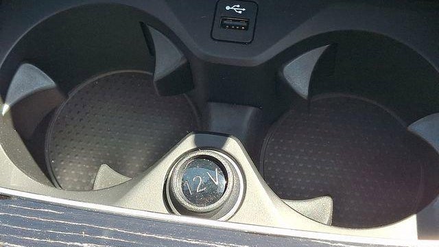 2025 BMW X6 xDrive40i