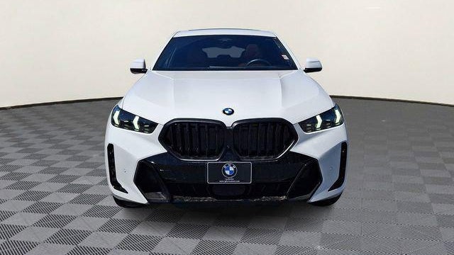 2025 BMW X6 xDrive40i