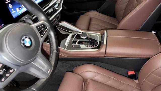 2024 BMW X6 xDrive40i