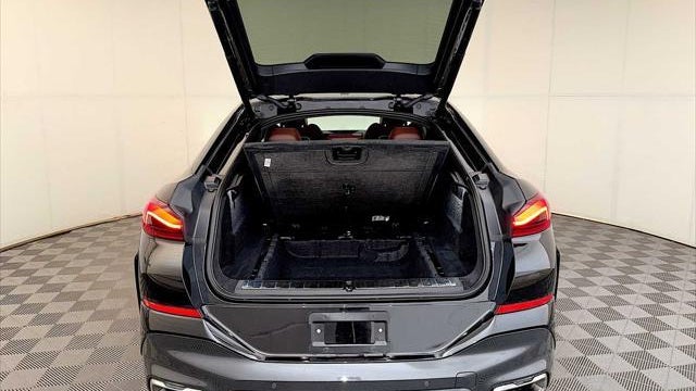 2024 BMW X6 xDrive40i