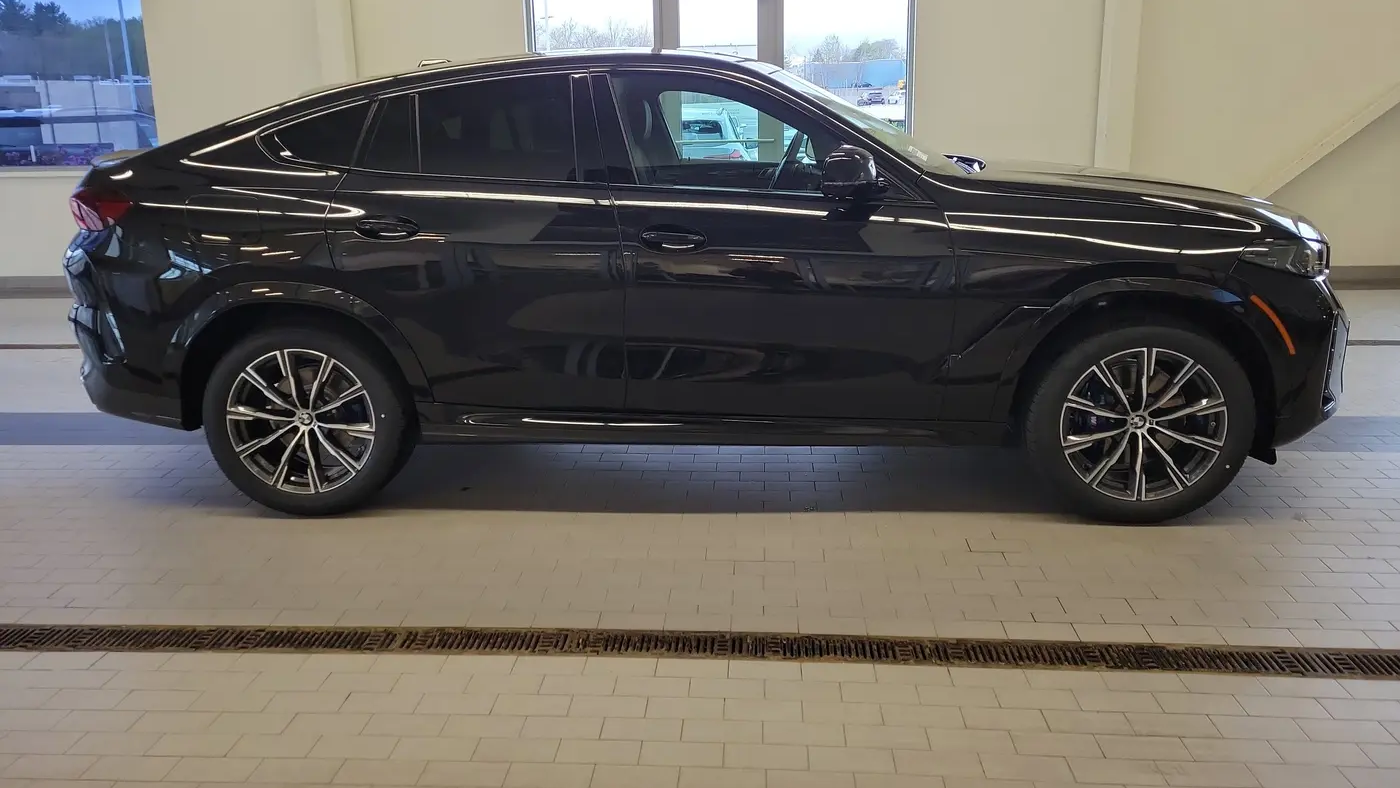 2027 BMW X6 xDrive40i