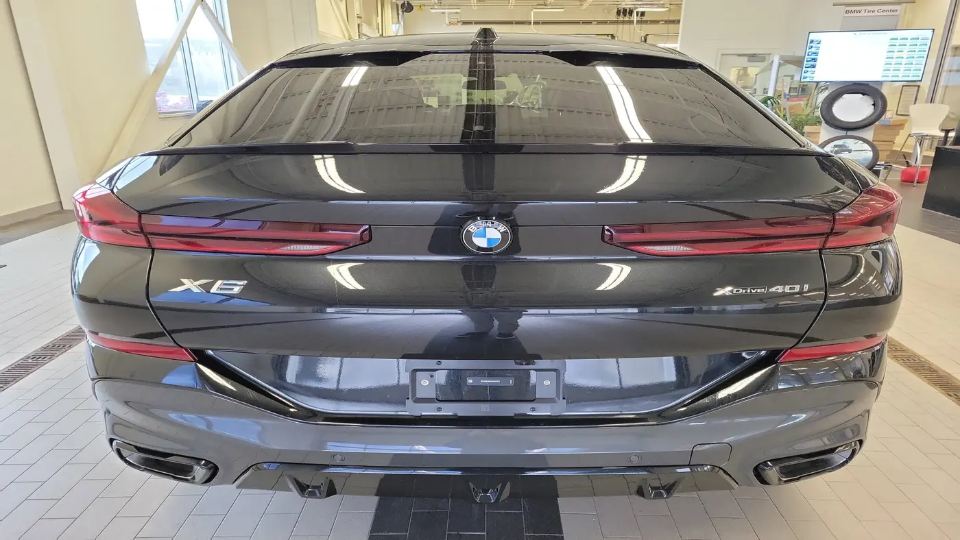 2027 BMW X6 xDrive40i
