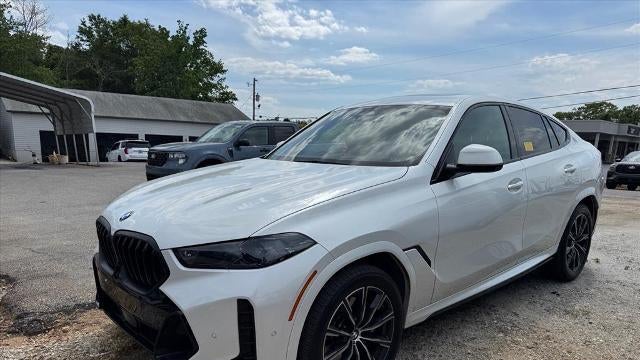 2024 BMW X6 xDrive40i
