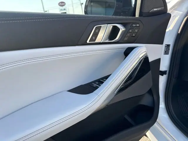 2027 BMW X6 - $79,186