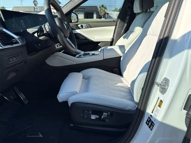 2027 BMW X6 - $79,186
