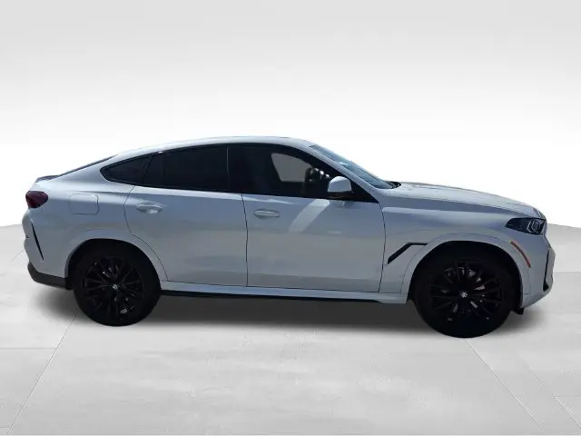 2027 BMW X6 - $79,186