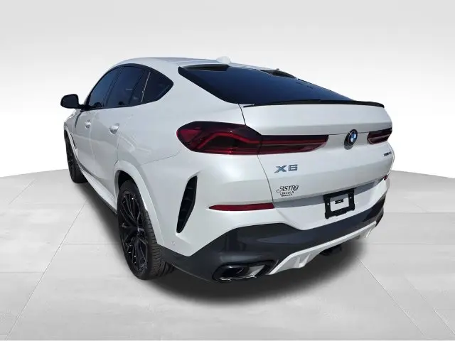 2027 BMW X6 - $79,186