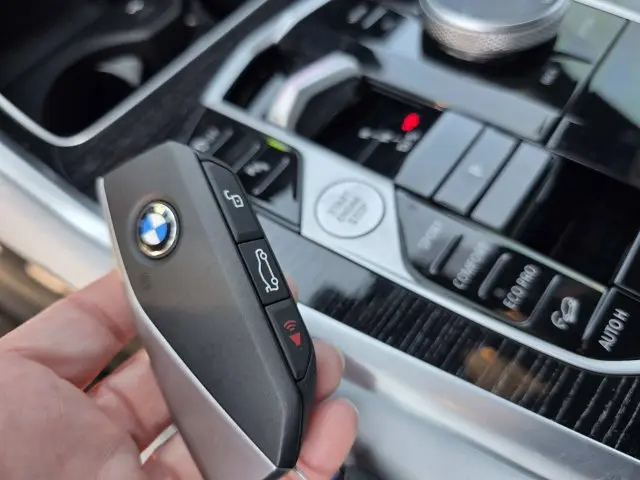 2027 BMW X6 - $79,186